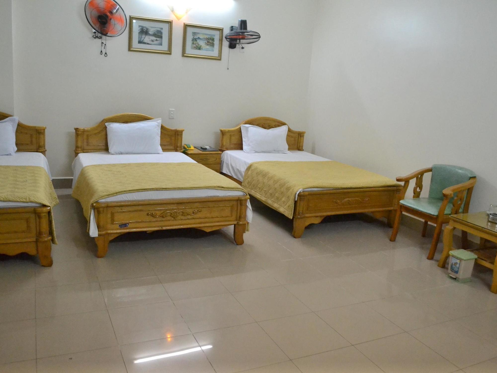 Hoang Ngoc Hotel Dong Khe Sau Exterior foto